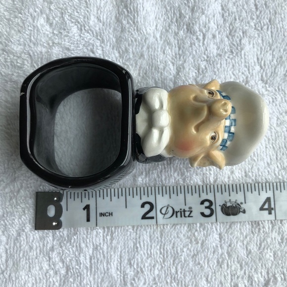 Set of 5 Vintage Whimsical Pig Napkin Holders - Picture 5 of 6